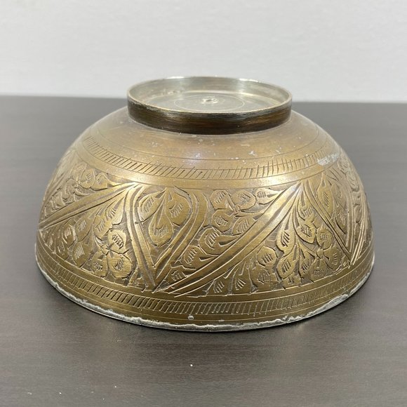Antique Brass Round Bowl, Handcrafted Small Vessel, Vintage Solid Metal Dish, De - Picture 1 of 10